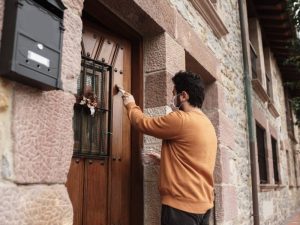 Pintar o barnizar las puertas - Albertdecopaint