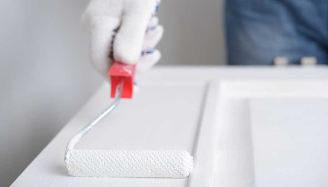 Lee más sobre el artículo El secreto para pintar puertas de madera como un profesional